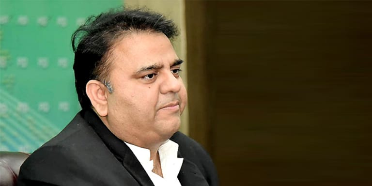 بھارت سری لنکن کرکٹرزکودھمکیاں دےرہا ہے،فوادچوہدری