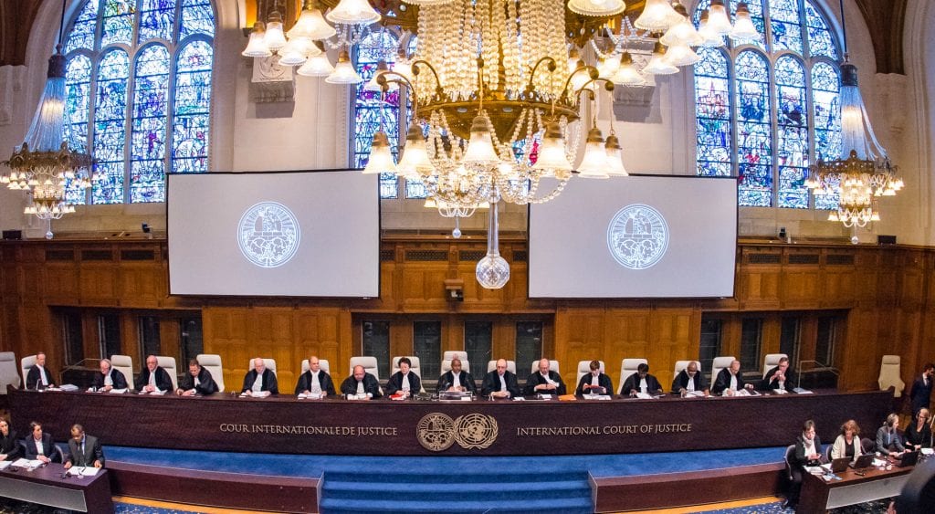 کشمیر میں بھارتی جارحیت کا معاملہ عالمی عدالت انصاف لے جائیں گے۔ پاکستان کا فیصلہ