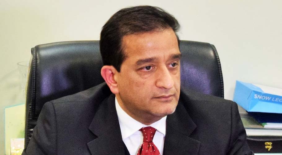 2030ء تک پاکستان کی 30 فیصد کاریں الیکٹرک ہوجائیں گی۔ مشیر ماحولیاتی تبدیلی