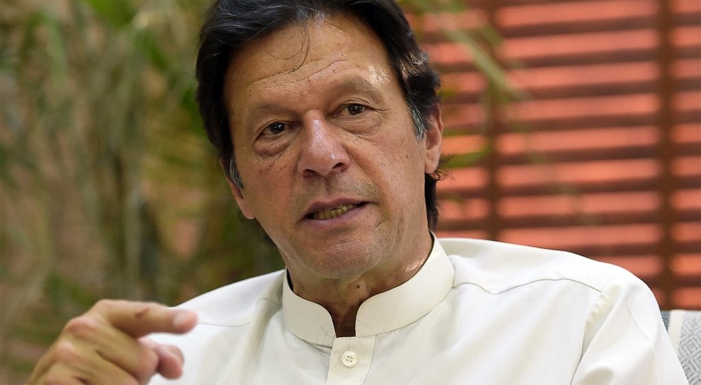 وزیر اعظم پاکستان عمران خان نے کہا ہے کہ امریکا اپنی ناکامیوں کا الزام پاکستان پر نہیں لگا سکتا کیونکہ افغانستان میں امریکا کے کامیاب نہ ہونے کا ذمہ دار پاکستان نہیں ہے۔ اس لیے پاکستان پر الزام عائد کرنا غیر منصفانہ ہے