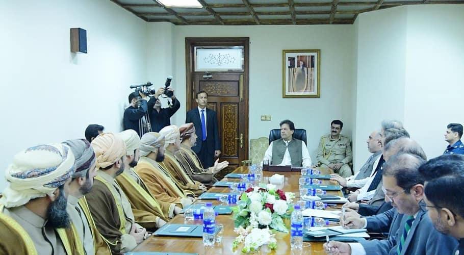 وزیراعظم عمران خان سے عمان پارلیمانی کے وفدکی ملاقات
