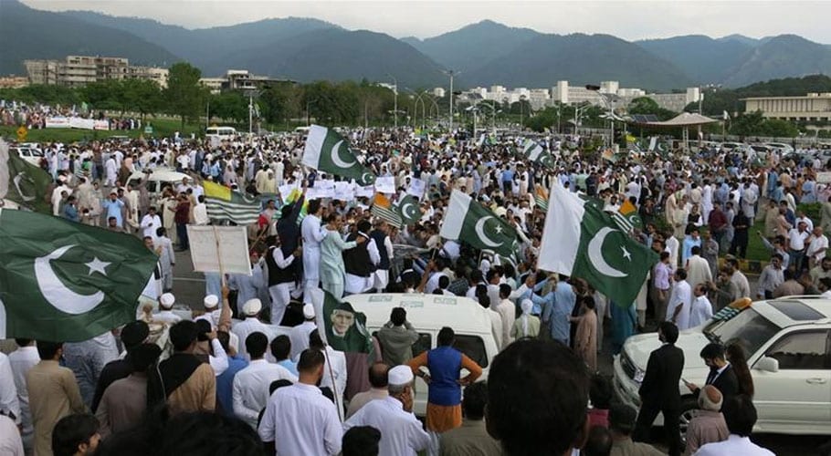کشمیریوں سے اظہار یکجہتی،حکومت کاجمعے کویوم کشمیرمنانے کااعلان