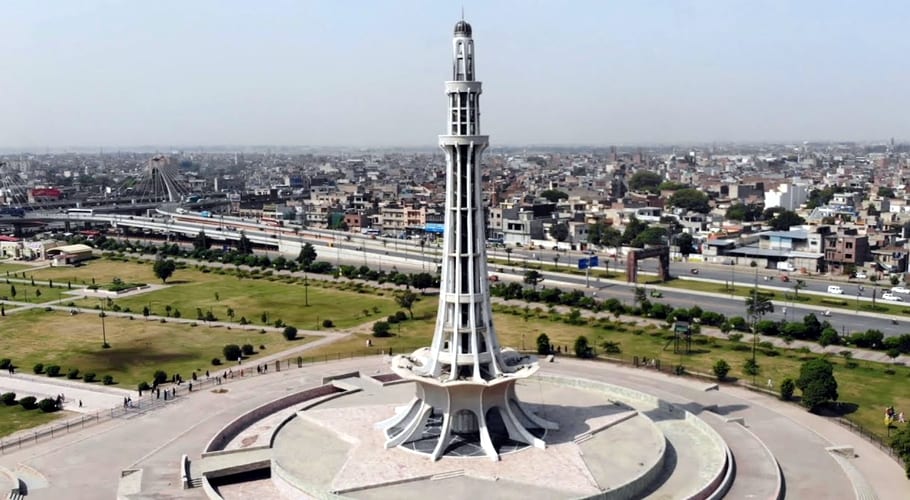 لاہور کے علاقے گرین ٹاؤن میں گھریلو حالات کے باعث شہری نے خودکشی کر لی
