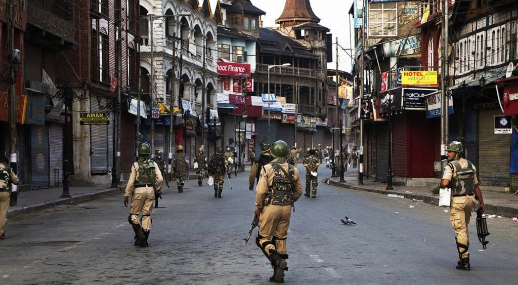 مقبوضہ جموں و کشمیر میں کرفیو کا 81واں روز، نظامِ زندگی بدستور مفلوج