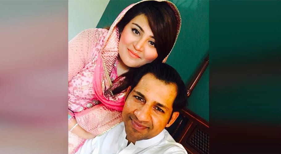 کپتانی سے ہٹنے کا افسوس نہیں، سرفراز احمد بھرپور کم بیک کریں گے۔اہلیہ