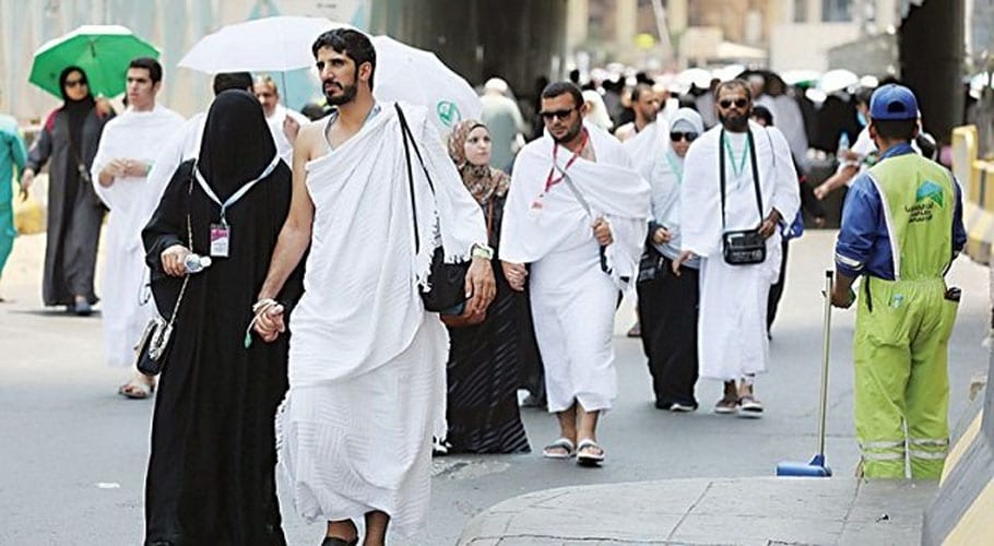 سعودی حکام کا بغیر اجازت حج کرنے پر 10ہزار ریال جرمانہ عائد کرنے کا فیصلہ