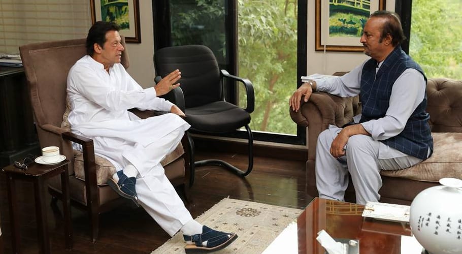 نواز شریف کا نام ای سی ایل سے نکالنے پر وزیر اعظم عمران خان کا بابر اعوان سے رابطہ