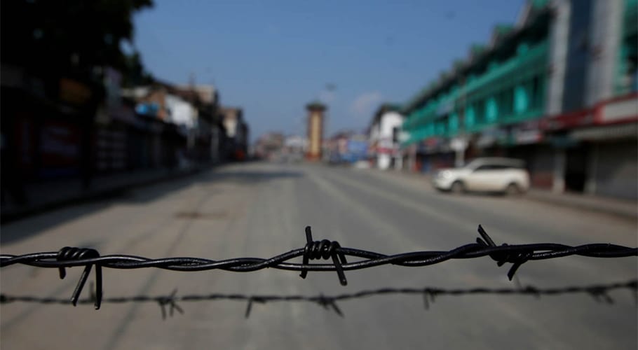 مقبوضہ کشمیر میں کرفیو 92ویں روز میں داخل ہوگیا، نظامِ زندگی بدستور مفلوج