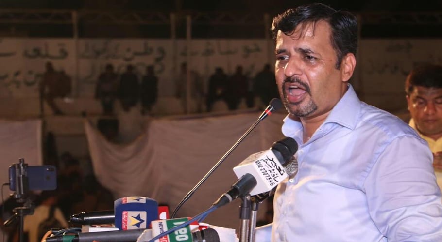حکومت نے اپنی نا اہلیوں کو چھپانے کے لئے اداروں کو ڈھال بنا یا، مصطفی کمال