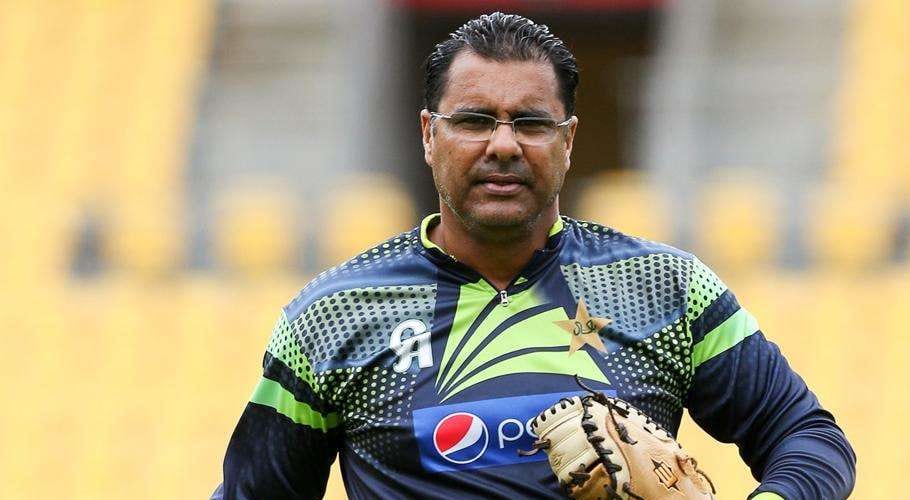 مایہ ناز باؤلنگ کوچ وقار یونس کی 48ویں سالگرہ پرصحافی زینب عباس کی مبارکباد