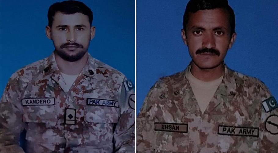 پاک فوج کے شہید ہونے والے 2 جوانوں کی نمازِ جنازہ ادا، سپردِ خاک کردیا گیا