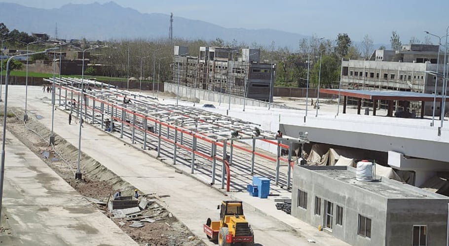 KP govt instructs to continue development work on BRT project