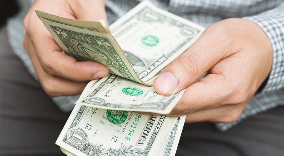 Dollar loses more value as it trades at Rs158.70 against rupee