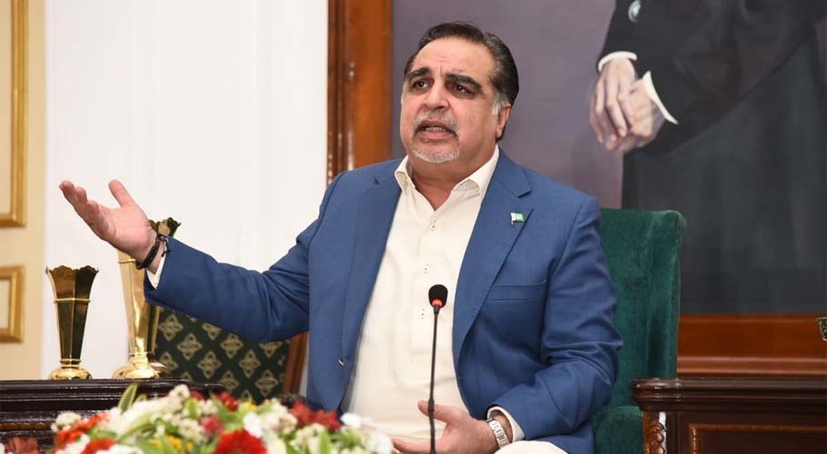 آئی جی سندھ کے معاملے میں حکومت اور وفاق میں پل کا کردار ادا کر رہا ہوں۔گورنر سندھ