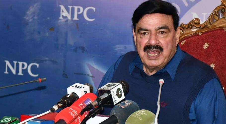 ریلوے خسارہ کیس: چیف جسٹس نے شیخ رشید احمد کو سپریم کورٹ میں طلب کر لیا
