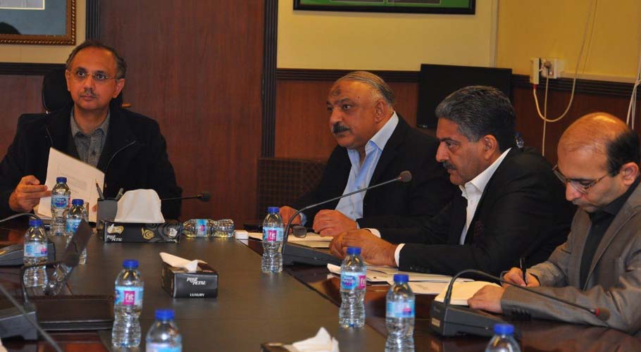 بلوچستان میں شمسی توانائی کے ٹیوب ویل لانے کے منصوبے میں اہم پیش رفت