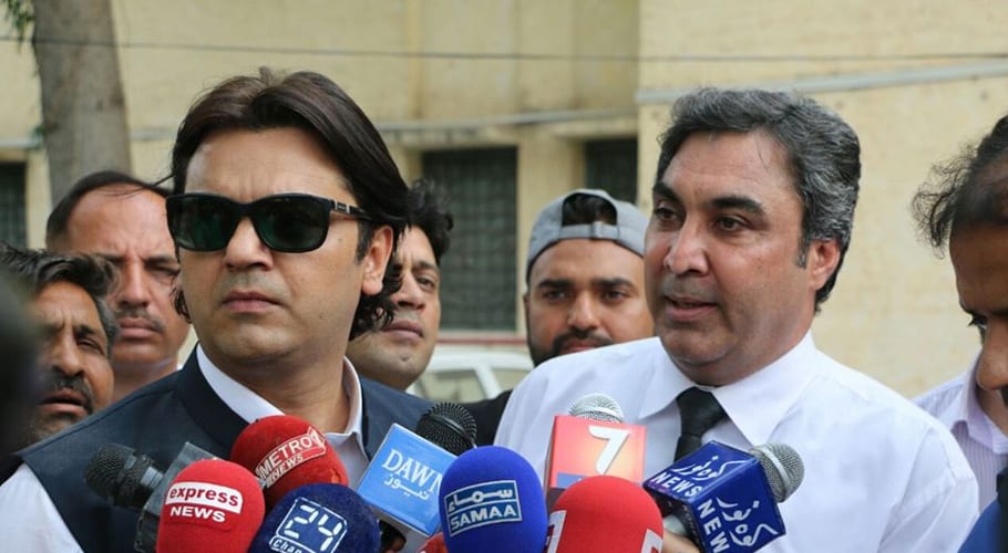 ایران امریکا کشیدگی: پاکستان خطے کو جنگ کے خطرات سے بچانا چاہتا ہے۔عثمان ڈار