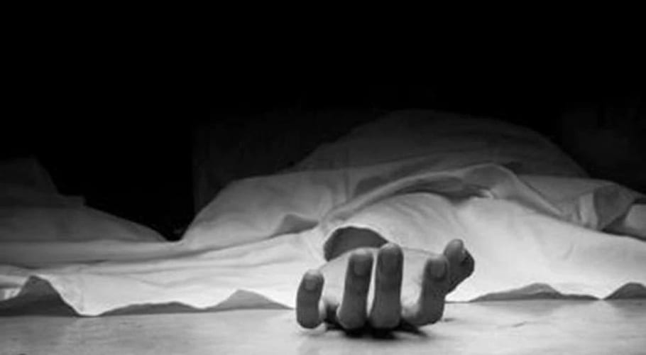 کراچی میں ڈیتھ سرٹیفیکیٹ جاری ہونے کے بعد مردہ قرار دی جانے والی خاتون زندہ ہو گئی