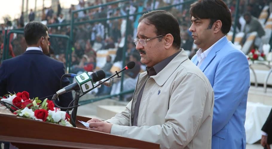 ممکنہ ٹڈی دل حملوں کے خلاف وفاق اور حکومتِ پنجاب دونوں حرکت میں آ گئے