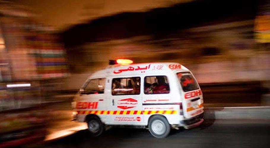 تیز رفتار ڈمپر نے موٹر سائیکل سوار میاں بیوی کو کچل دیا،عوام میں اشتعال