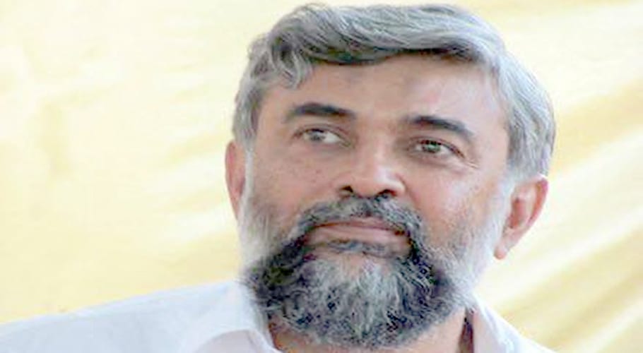 Altaf Shakur criticizes PTI government