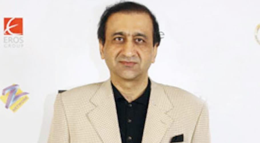 نیب نے معروف بزنس مین میر شکیل الرحمن کو حراست میں لے لیا