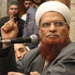 کورونا وائرس: ممتاز عالمِ دین کی عوام کو سندھ حکومت کی پیروی کی ہدایت