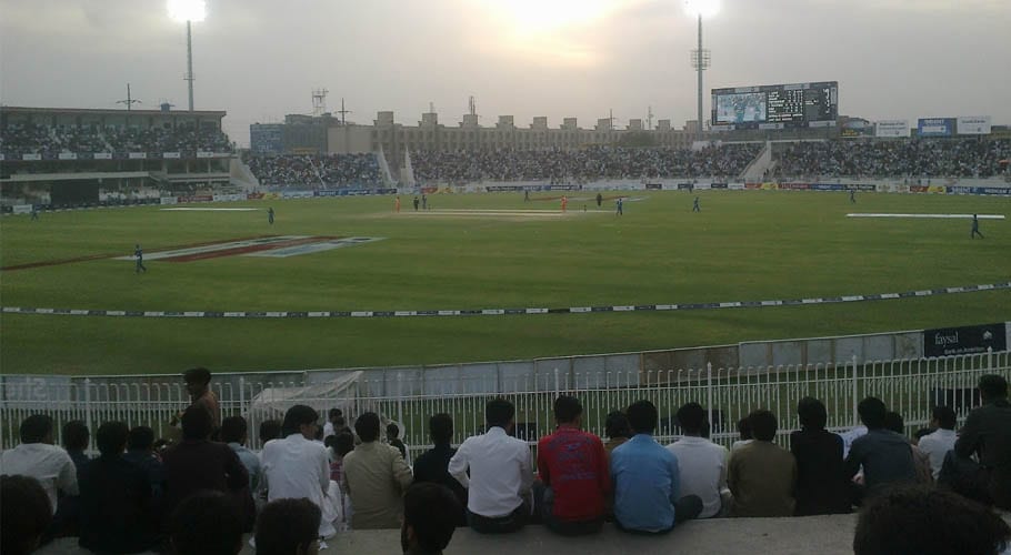 اسلام آباد یونائیٹیڈ کا پشاور زلمی اور کوئٹہ گلیڈی ایٹرز کا لاہور قلندرز سے مقابلہ آج ہوگا