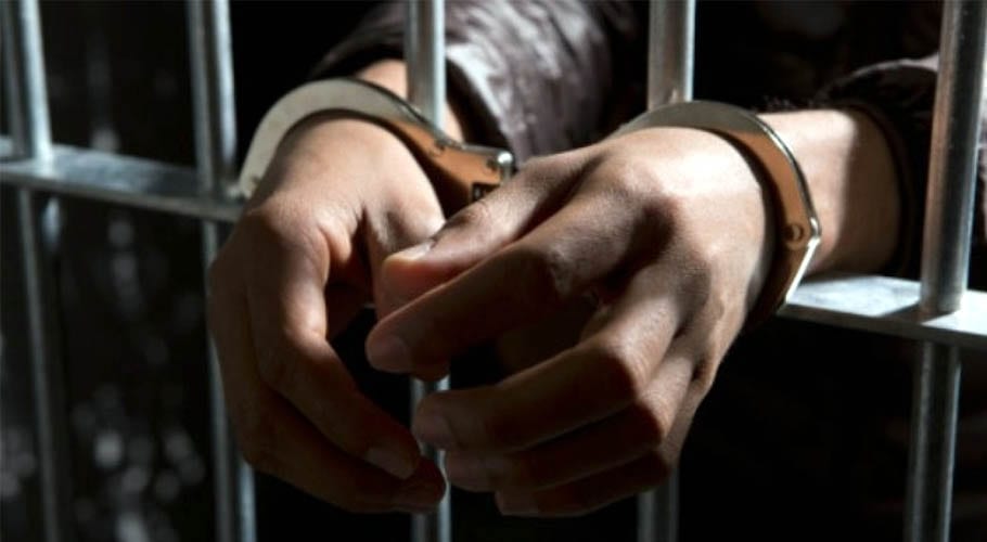 کراچی،پیٹرول پمپ سے 43لاکھ روپے لوٹنے والے 2 ملزمان گرفتار