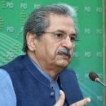 خواجہ آصف نے زلفی بخاری پر انتہائی غیر ذمہ دارانہ الزامات لگائے۔شفقت محمود