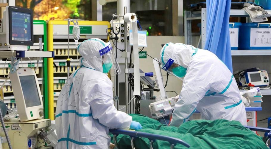 US coronavirus cases top 1 million