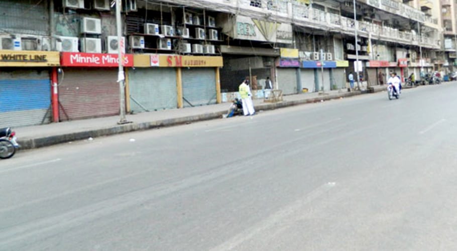 Smart lockdown imposed in 61 areas of Lahore to counter COVID-19