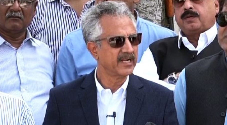 کراچی کے شہریوں کو اس سنگین صورتحال میں تنہا نہیں چھوڑیں گے، میئر کراچی