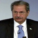 وفاقی وزیرِ تعلیم امتحانات میں ترقی کے انفرادی سوالات کی بھرمار سے پریشان