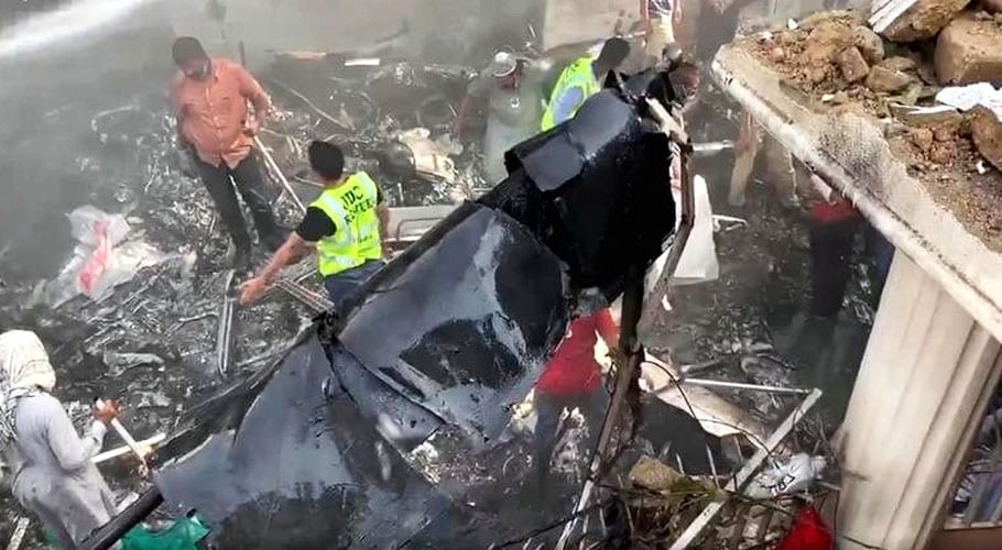 PK-8303 tragedy