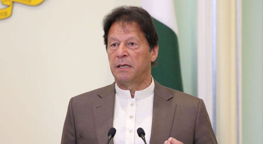 پاکستان میں کورونا کے ساتھ غربت کا بھی سامنا ہے: وزیراعظم