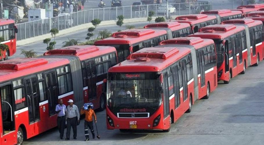 حکومت پنجاب کا پبلک ٹرانسپورٹ اور شاپنگ مالز کھولنے کا فیصلہ