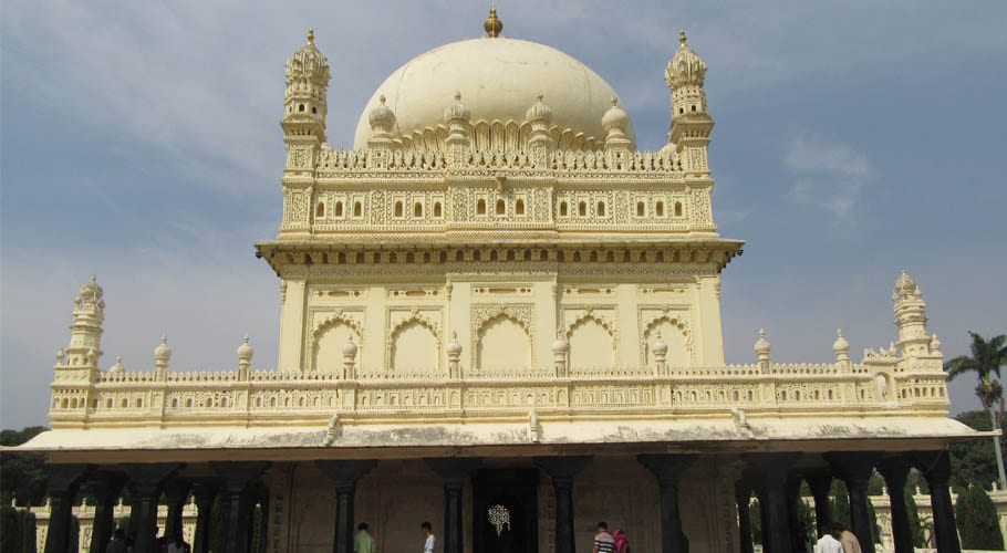 شیر کی ایک دن کی زندگی گیدڑ کی 100 سالہ زندگی سے بہتر ہے۔ٹیپو سلطان