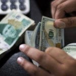 انٹر بینک میں ڈالر156.70روپے جب کہ اوپن مارکیٹ میں157.40روپے کا ہوگیا