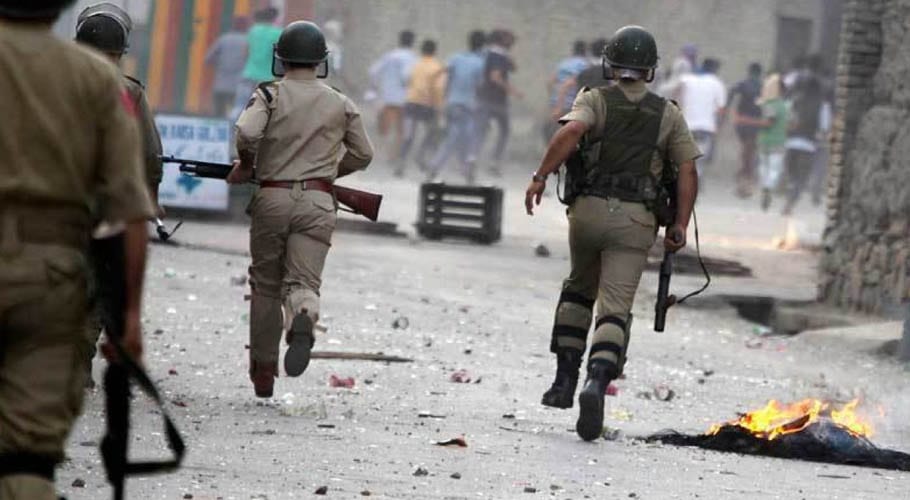 مقبوضہ کشمیر میں بھارت کا ظلم جاری، مزید 3 نوجوان کشمیریوں نے جامِ شہادت نوش کرلیا