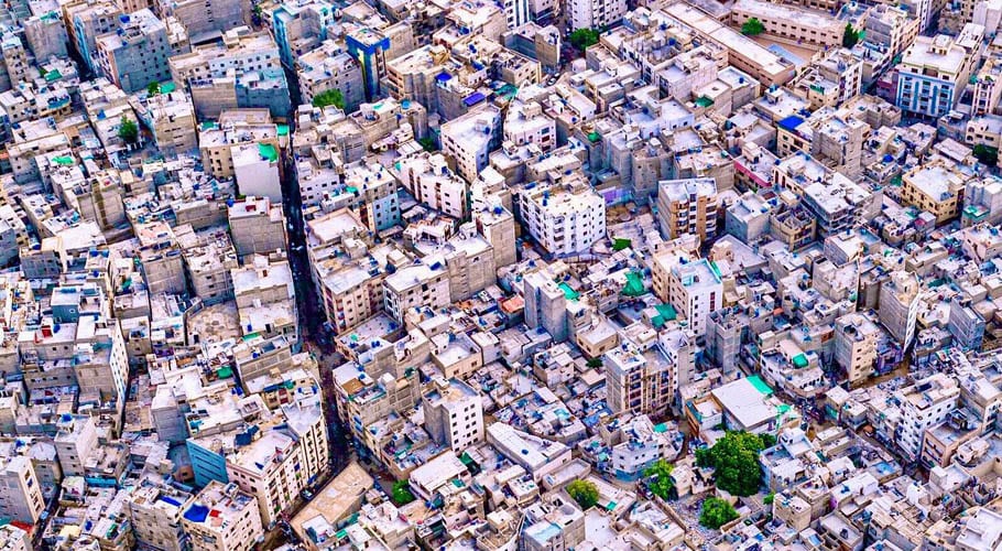 کراچی کو کنکریٹ کا جنگل بنانے میں ایس بی سی اے مبینہ ذمہ دار