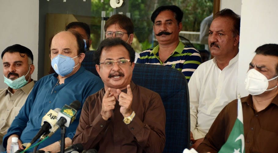 اسپتالوں میں وزیر اعلیٰ ہاؤس کی کال پر مریضوں کو ایڈمٹ کیا جارہا ہے، پی ٹی آئی رہنما