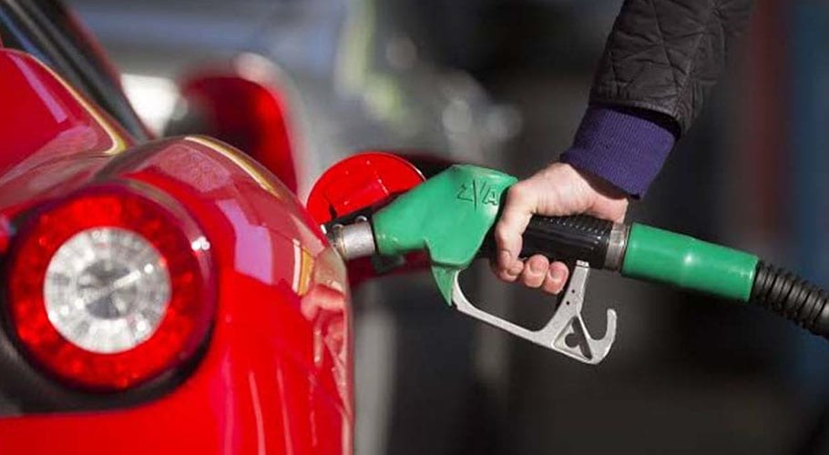 وفاقی حکومت نے پیٹرولیم مصنوعات کی قیمتوں میں پھر اضافہ کردیا