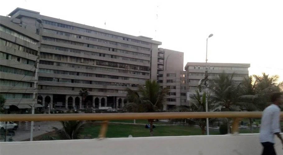 کراچی میں بلڈنگ کنٹرول اتھارٹی کے تحت غیر قانونی تعمیرات جاری، سندھ حکومت خاموش