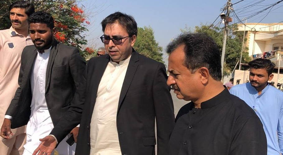 تحریکِ انصاف میں بادشاہ سلامت کی غلامی وفاداری کا معیار نہیں ہے۔ڈاکٹر شہباز گِل