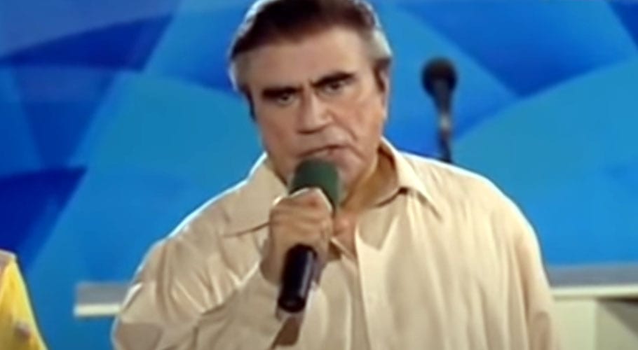 معروف کمپیئر طارق عزیز کے بارے میں 5 ایسے حقائق جو بہت کم لوگ جانتے ہیں