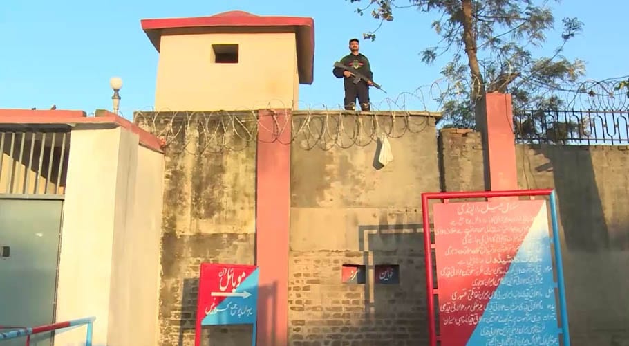 راولپنڈی کی اڈیالہ جیل میں بدعنوانی، ایس پی او ایس ڈی مقرر، 10 اہلکاروں کا تبادلہ کردیا گیا