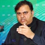 نواز شریف پربغاوت کی ایف آئی آر،وزیراعظم نے ناپسندیدگی کا اظہار کیا، فواد چوہدری
