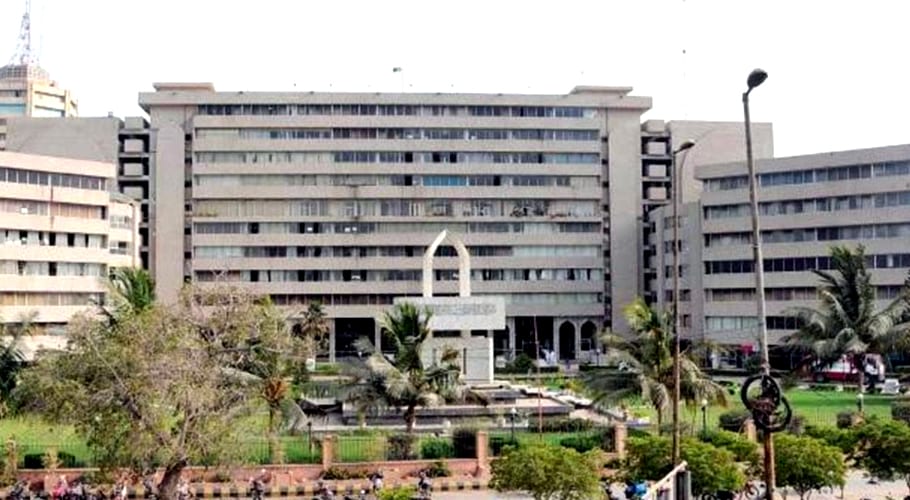 ڈی جی کے ڈی اے نے متعدد اہم افسران کے تبادلے کردیئے
