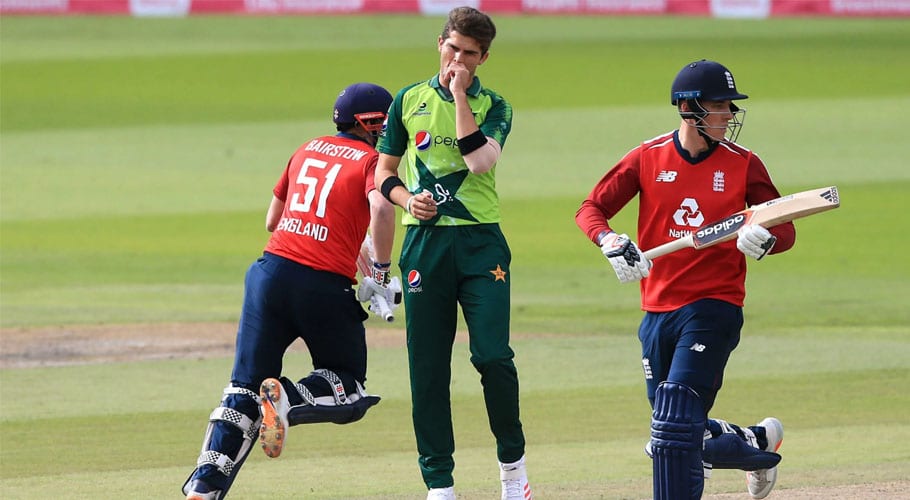 England defeat Pakistan by 5 wickets in second T20